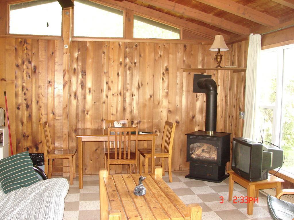 Sunnylea Resort Port Severn Pokoj fotografie